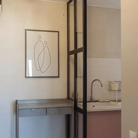 Apartment Pastel - Center *