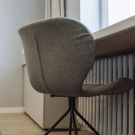 Apartment Pastel - Center